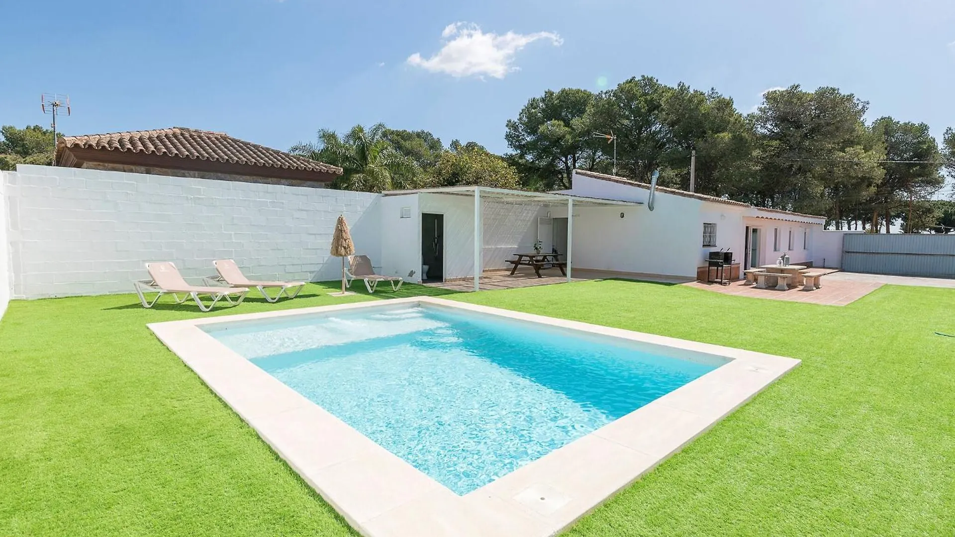 Islas Marquesas I - Villa With Private Pool Novo Sancti Petri